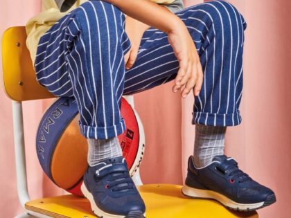 Adidași BIOMECANICS