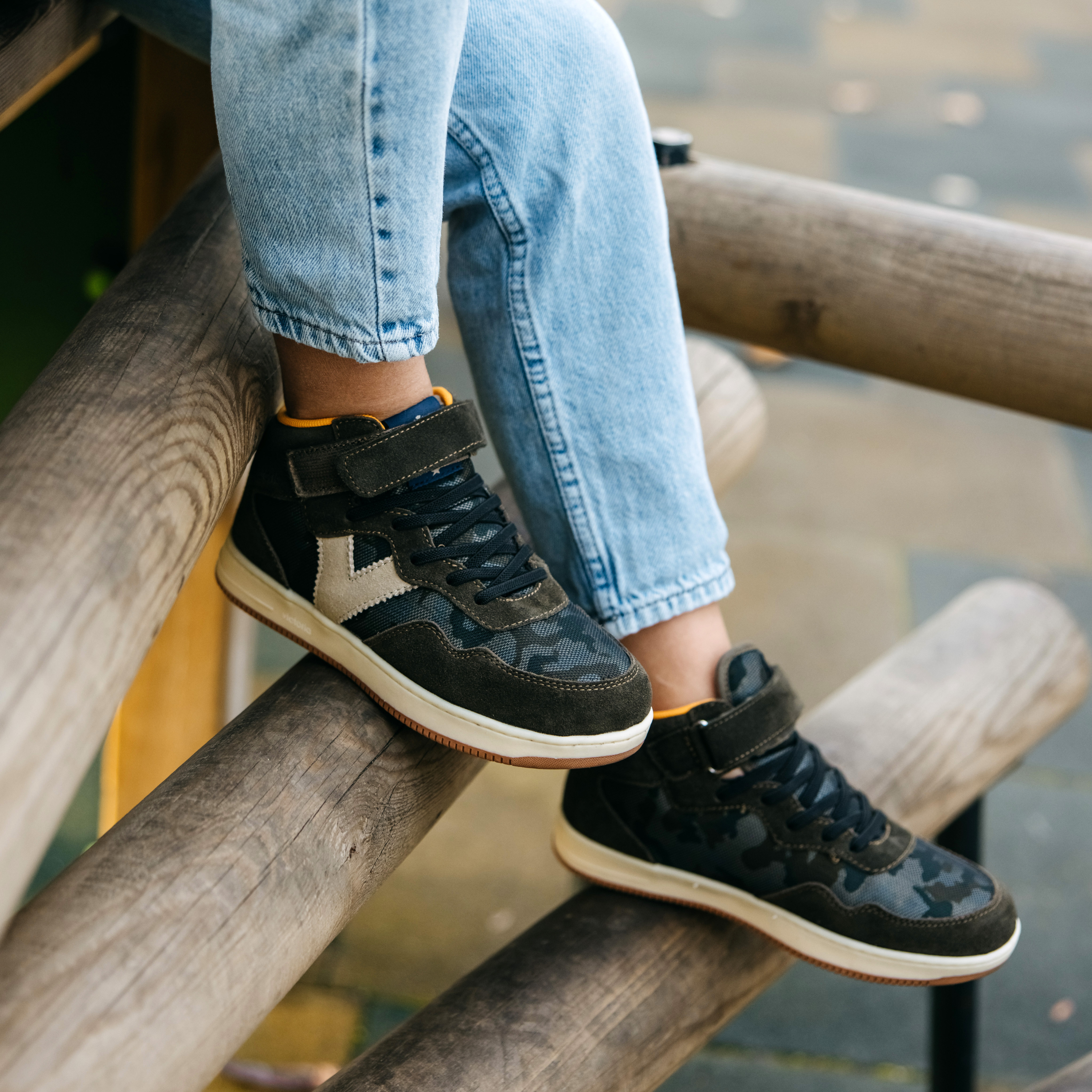 Untitled design (25) Спортивные кроссовки high-top VICTORIA KAKI (Copy) — изображение 1